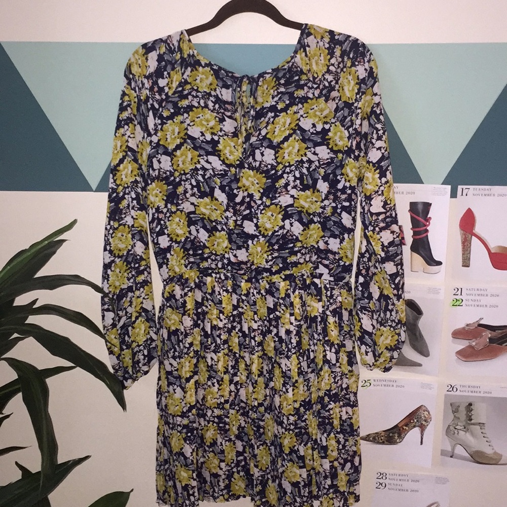 Best Society Floral Pleated Dress - Picture 2 of 6